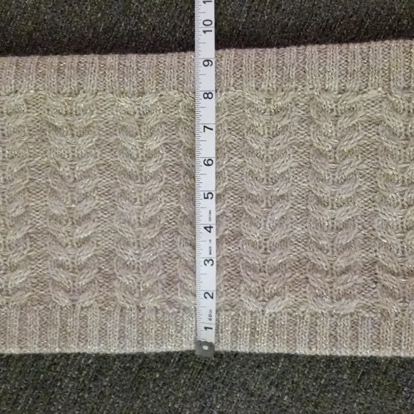 ❄️White House Black Market❄️ - Knit Faux Fur Infinity Scarf - Picture 11 of 11